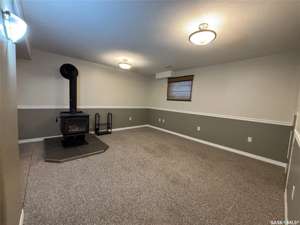 208 Herbert Street Maple Creek SK S0N 1N0