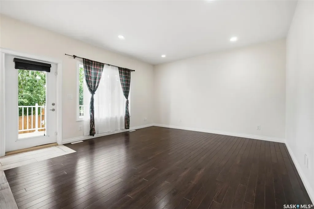 315 Zary Road Saskatoon SK S7W 0N9