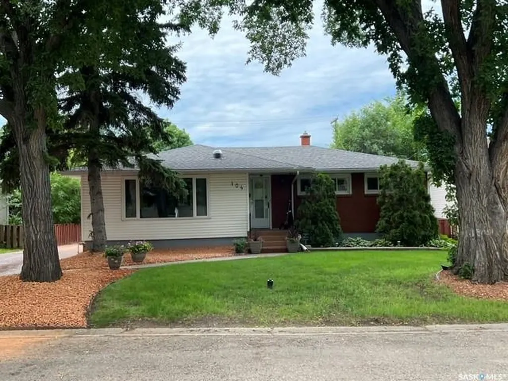 104 Marsh Crescent Regina SK S4S 6B4