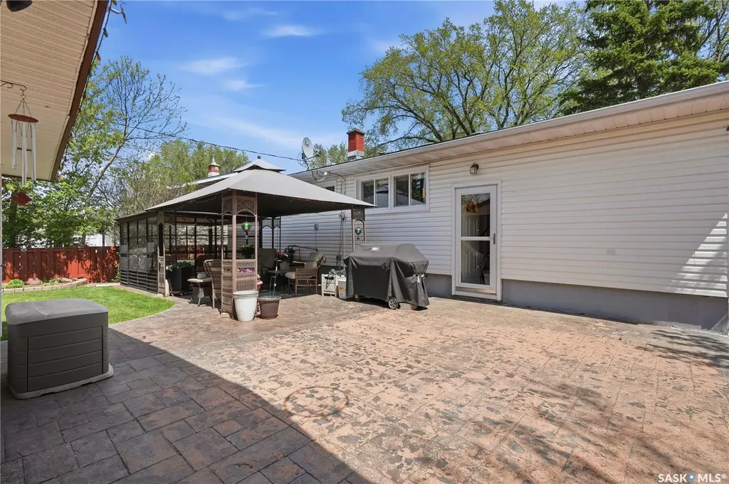 104 Marsh Crescent Regina SK S4S 6B4