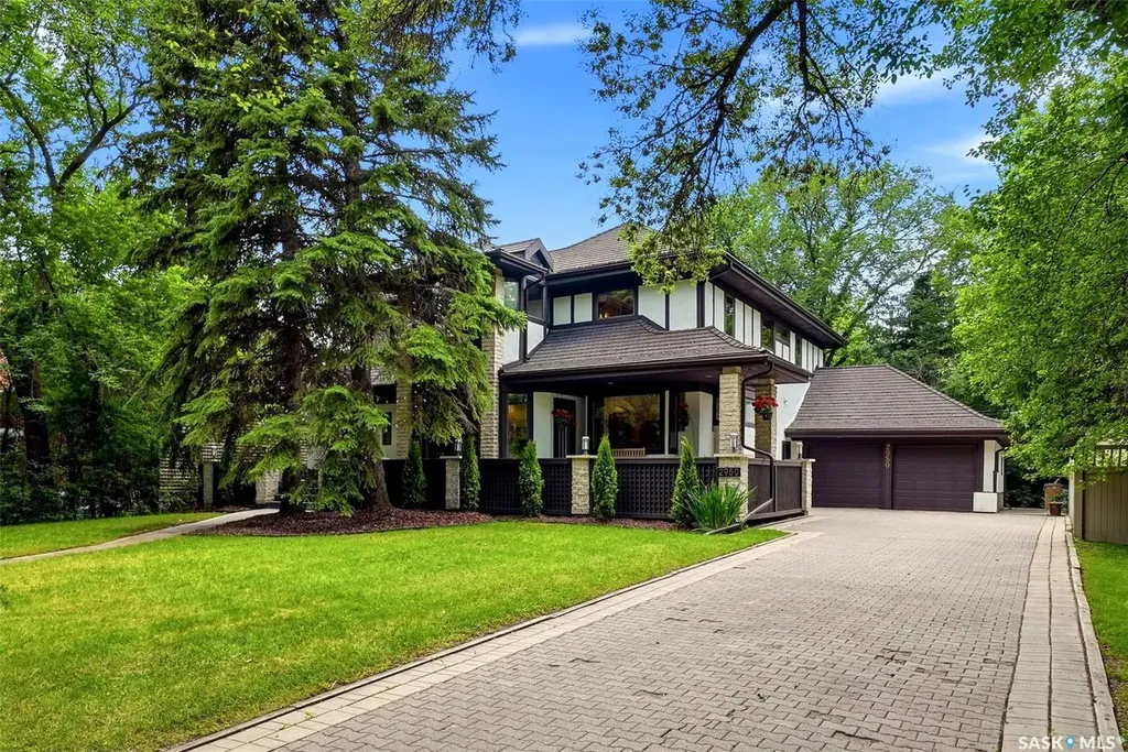 2950 Albert Street Regina SK S4S 3N6
