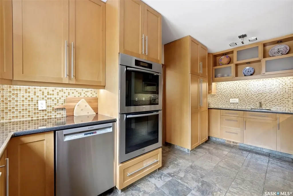 2950 Albert Street Regina SK S4S 3N6