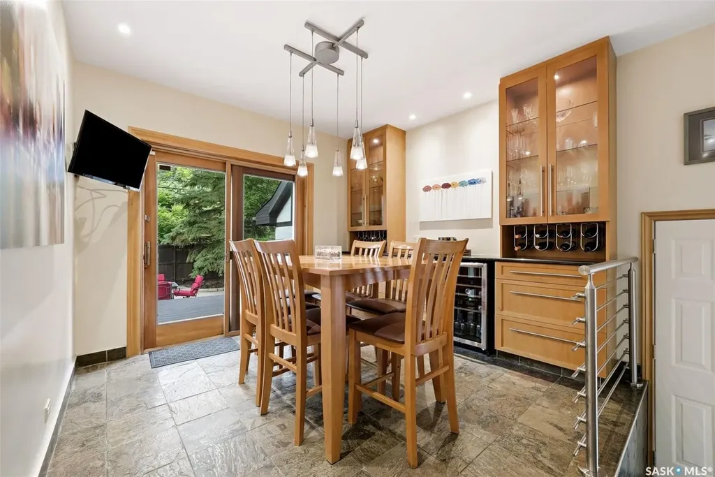2950 Albert Street Regina SK S4S 3N6