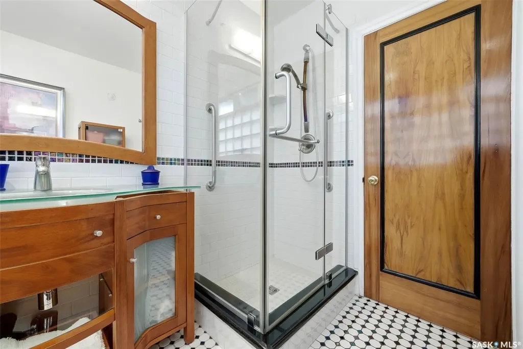 2950 Albert Street Regina SK S4S 3N6