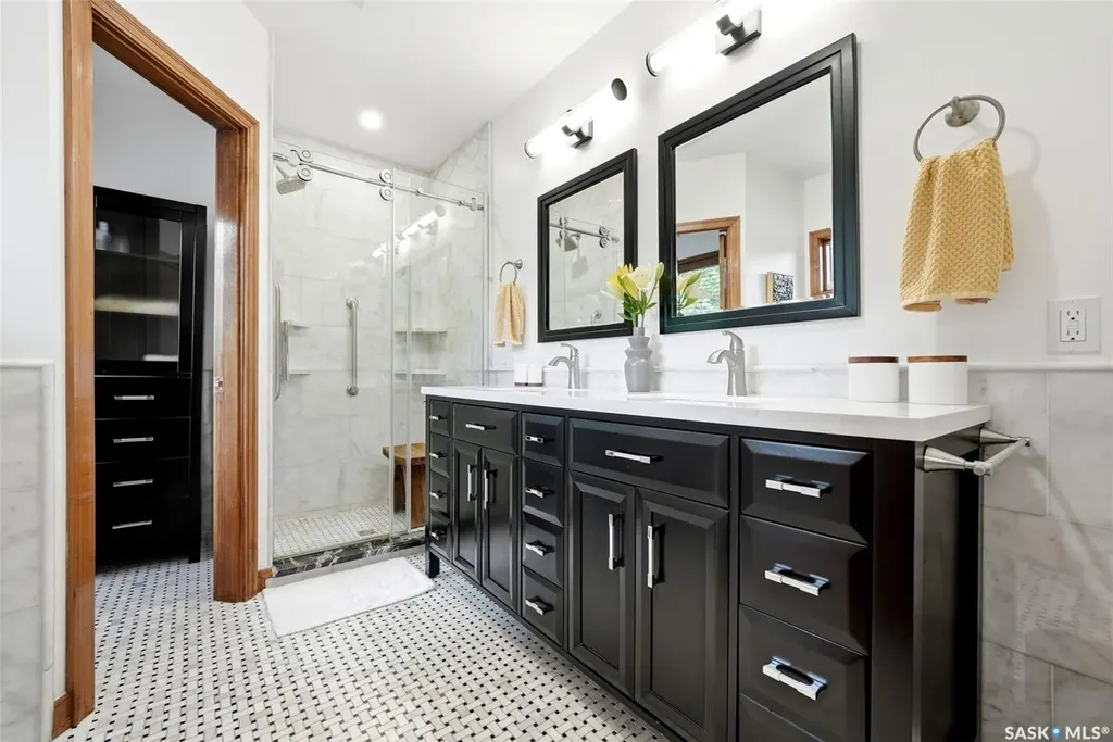2950 Albert Street Regina SK S4S 3N6