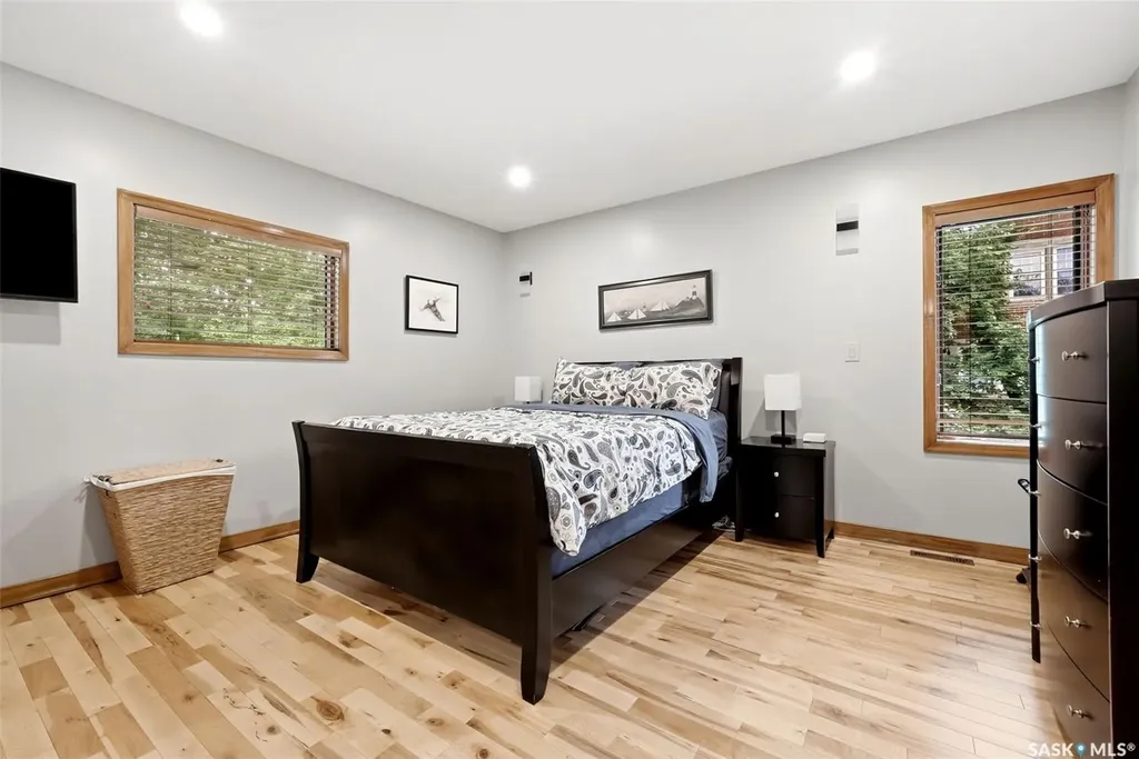 2950 Albert Street Regina SK S4S 3N6