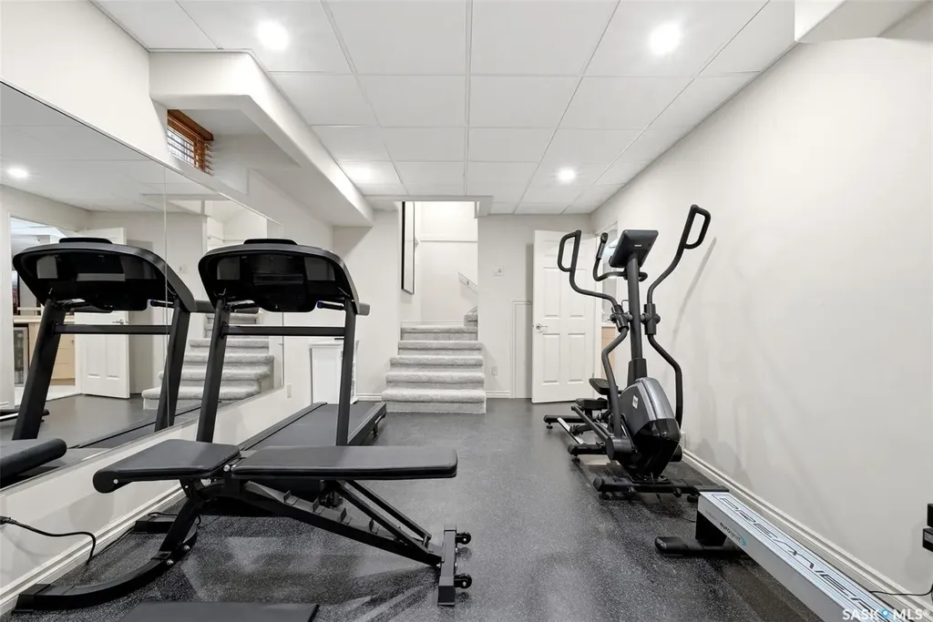 2950 Albert Street Regina SK S4S 3N6