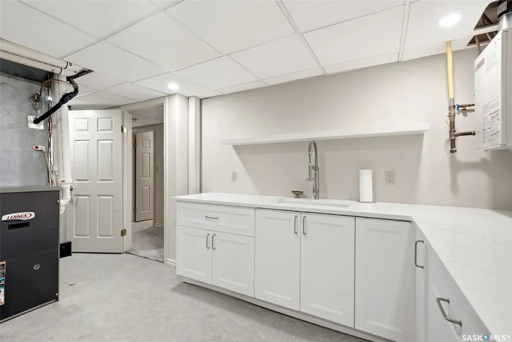 2950 Albert Street Regina SK S4S 3N6