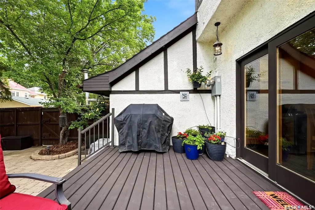 2950 Albert Street Regina SK S4S 3N6