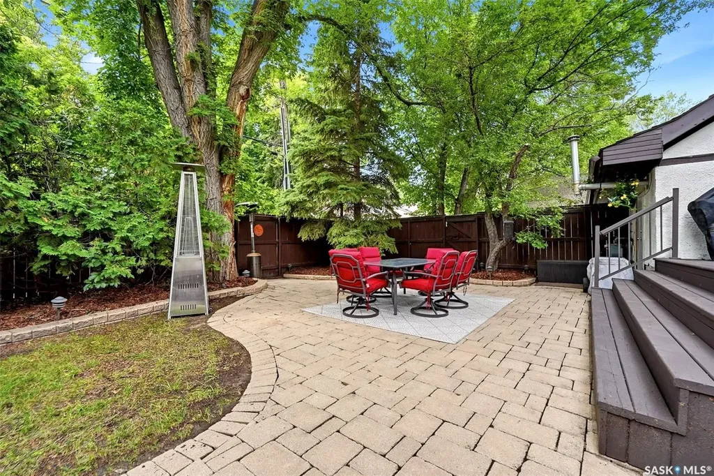 2950 Albert Street Regina SK S4S 3N6