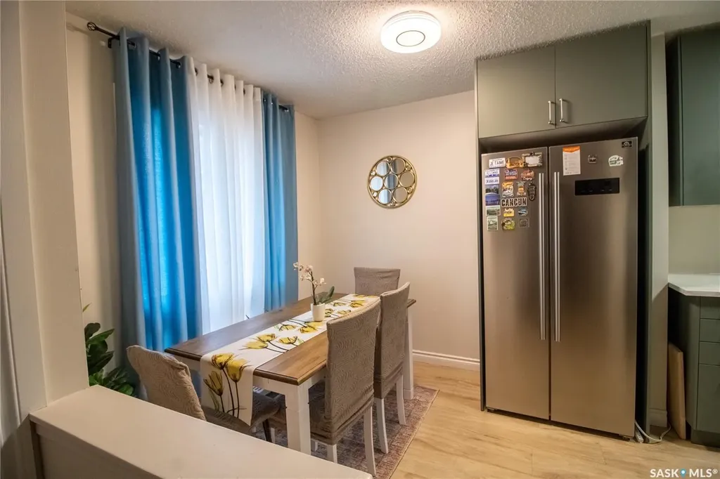 1128 Mckercher Drive Saskatoon SK S7H 4Y7