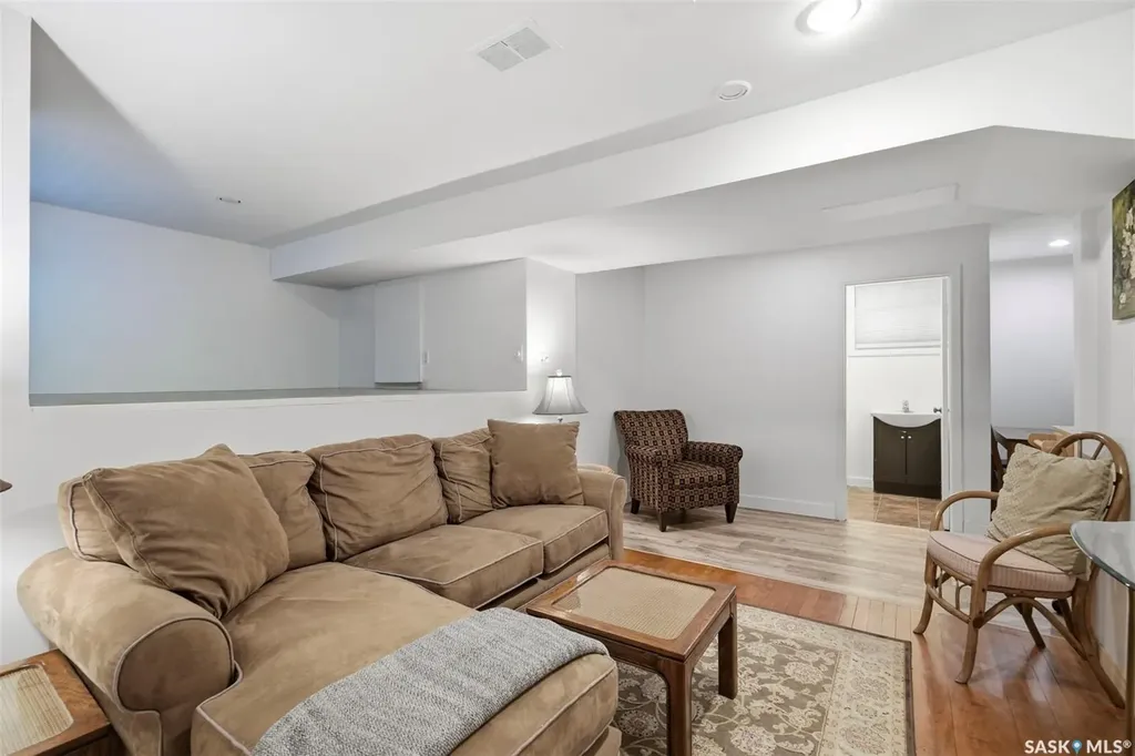 720 Temperance Street Saskatoon SK S7N 0M7