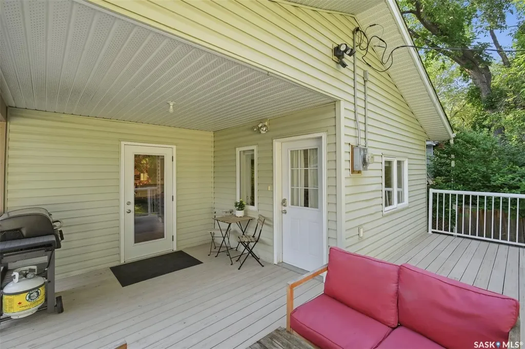 720 Temperance Street Saskatoon SK S7N 0M7