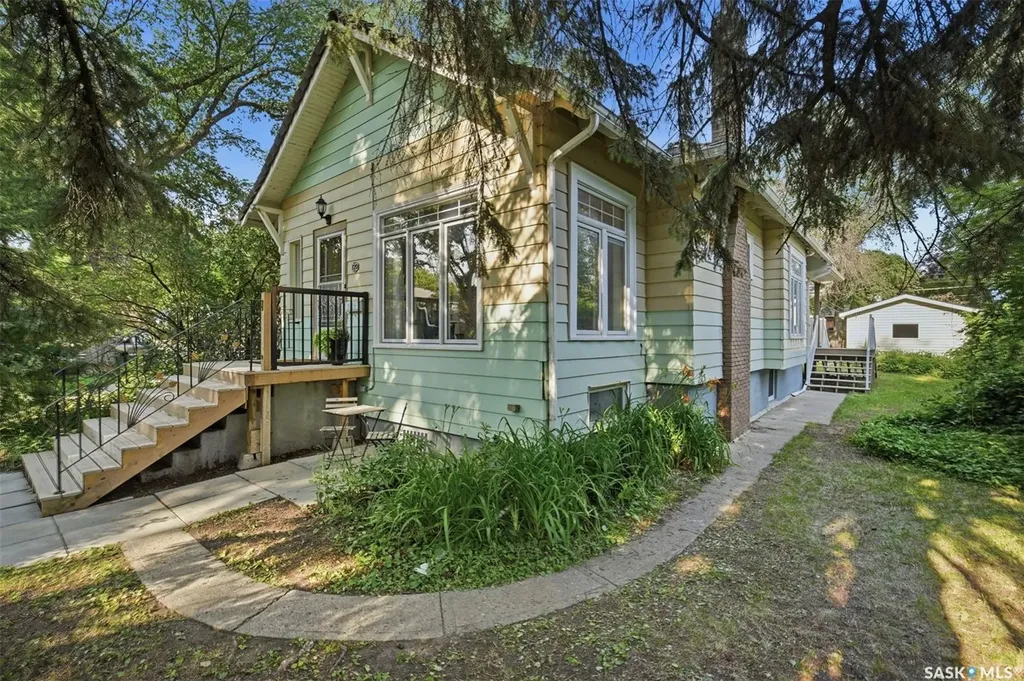 720 Temperance Street Saskatoon SK S7N 0M7