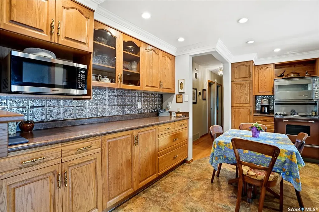 1601 Morgan Avenue Saskatoon SK S7H 2R2