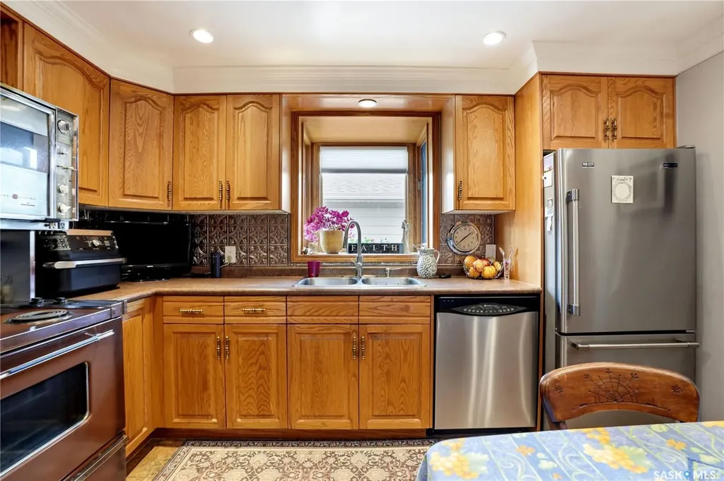 1601 Morgan Avenue Saskatoon SK S7H 2R2
