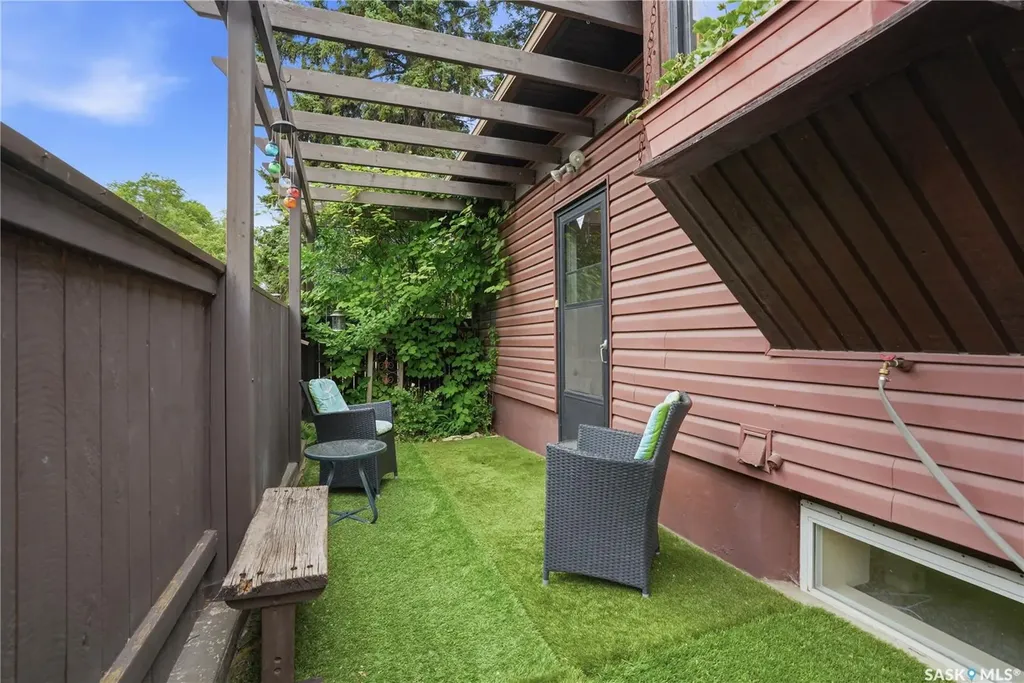 1601 Morgan Avenue Saskatoon SK S7H 2R2