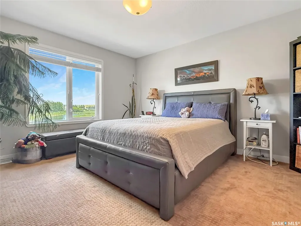 701 Mcintosh Street E Swift Current SK S9H 1H7