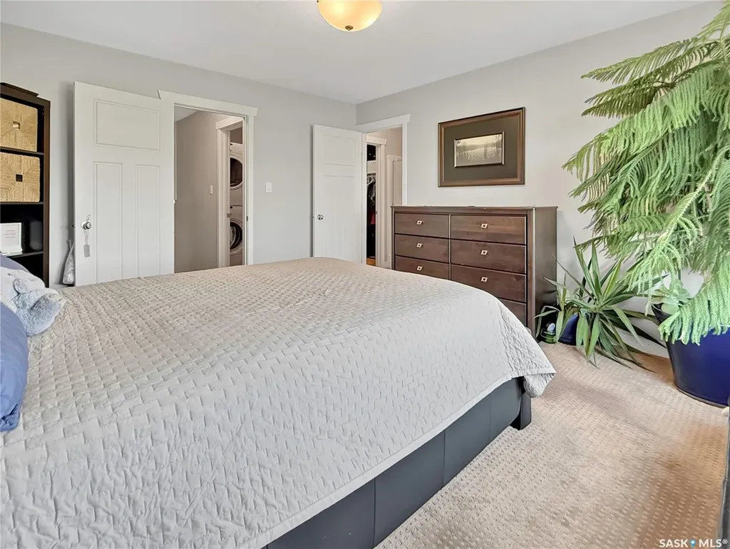 701 Mcintosh Street E Swift Current SK S9H 1H7