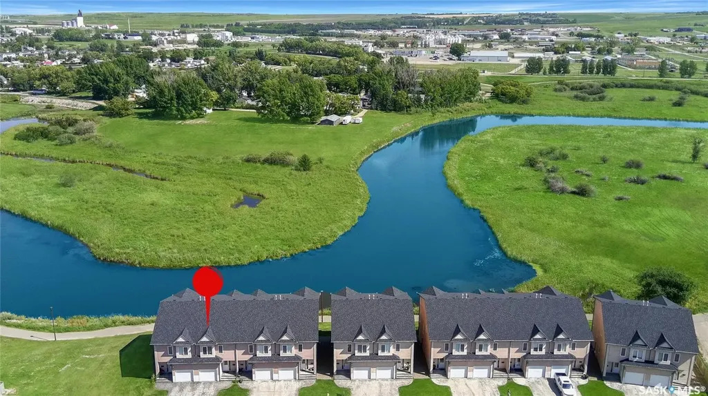 701 Mcintosh Street E Swift Current SK S9H 1H7
