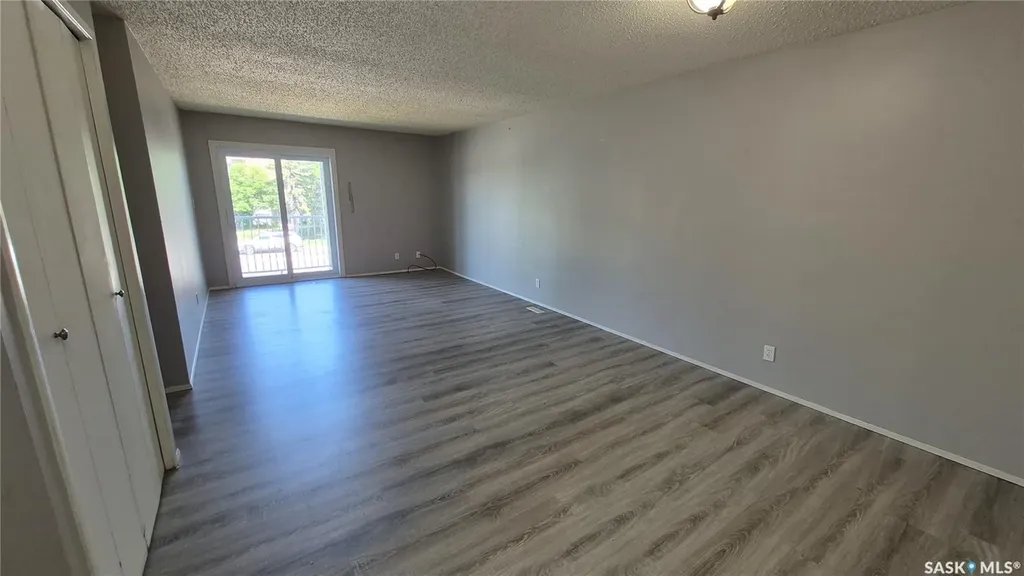 6585 Rochdale Boulevard Regina SK S4X 2Z1