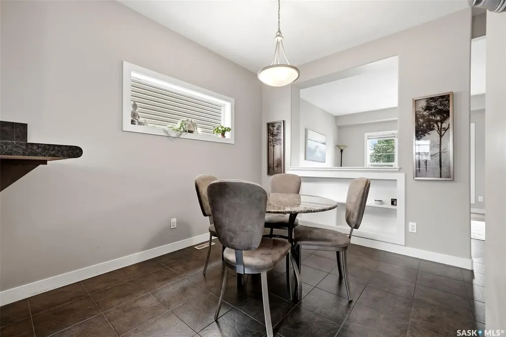 3660 Green Moss Lane Regina SK S4V 1M2