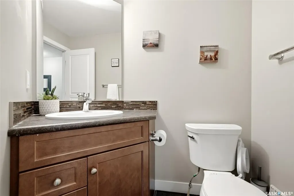 3660 Green Moss Lane Regina SK S4V 1M2