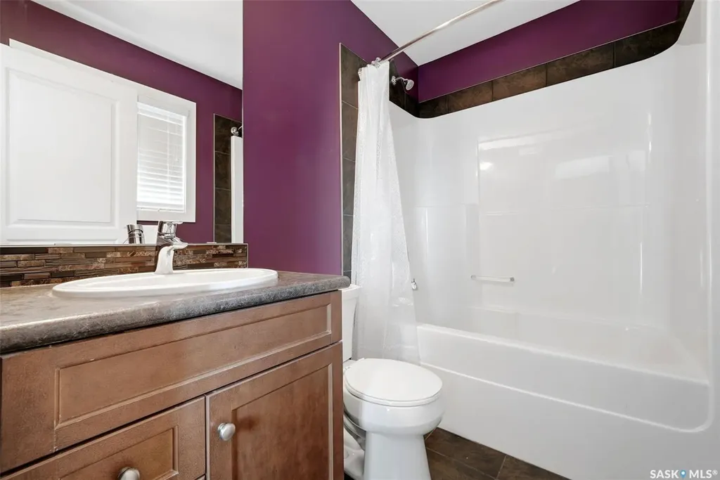 3660 Green Moss Lane Regina SK S4V 1M2