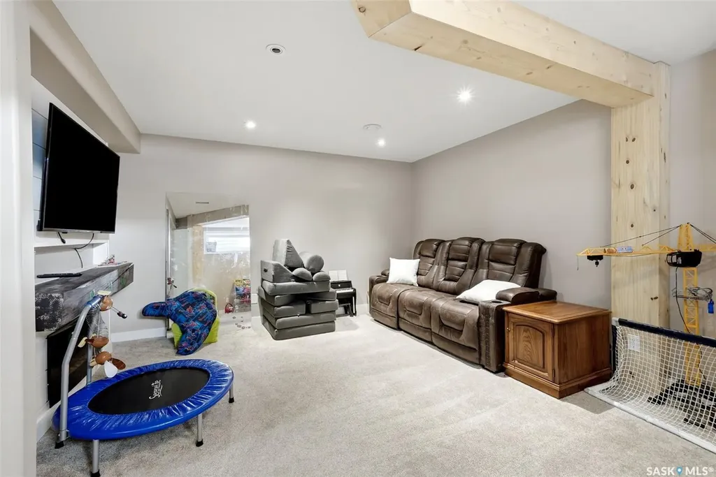3660 Green Moss Lane Regina SK S4V 1M2
