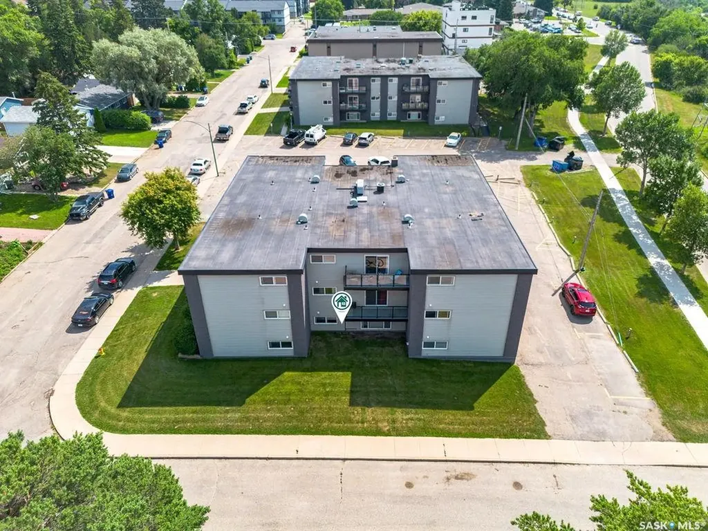 2106 Ste Cecilia Avenue Saskatoon SK S7M 0P2