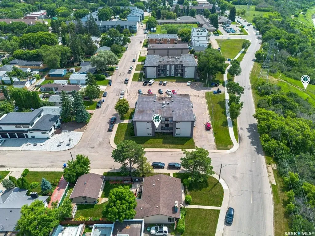 2106 Ste Cecilia Avenue Saskatoon SK S7M 0P2