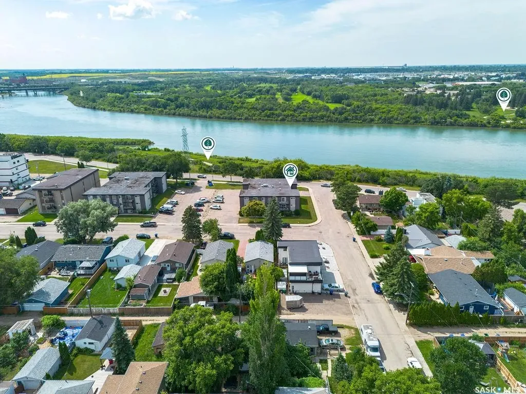 2106 Ste Cecilia Avenue Saskatoon SK S7M 0P2