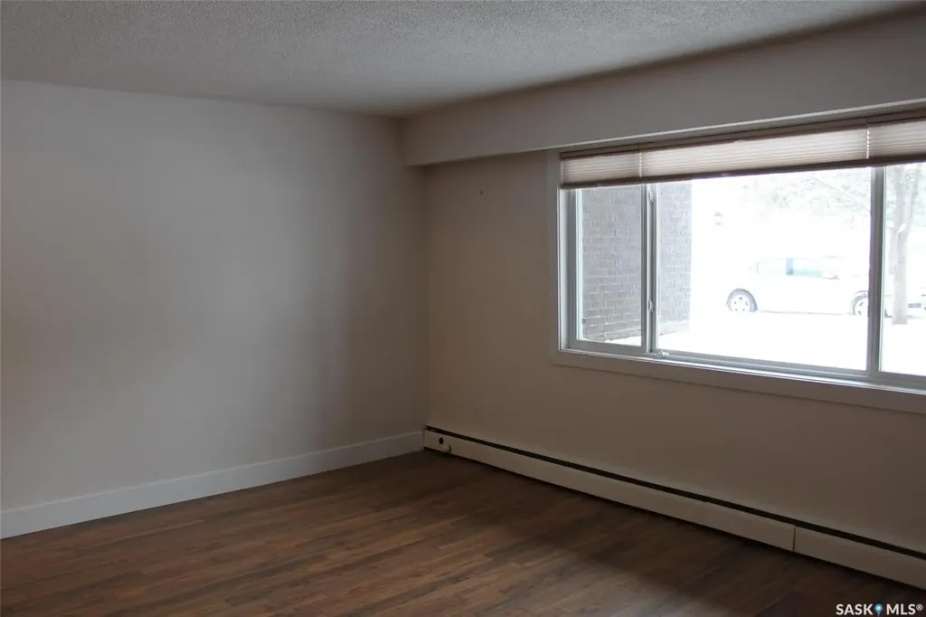 2106 Ste Cecilia Avenue Saskatoon SK S7M 0P2