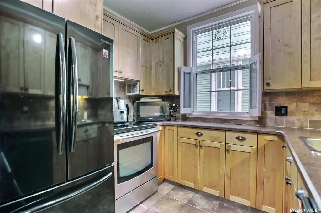 2834 Rae Street Regina SK S4S 1R3