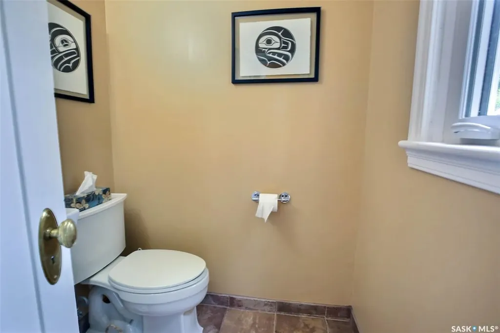 2834 Rae Street Regina SK S4S 1R3