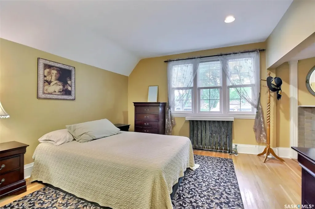 2834 Rae Street Regina SK S4S 1R3