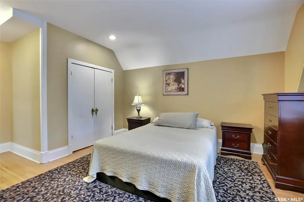 2834 Rae Street Regina SK S4S 1R3