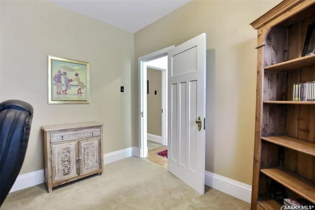 2834 Rae Street Regina SK S4S 1R3