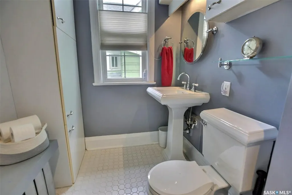 2834 Rae Street Regina SK S4S 1R3