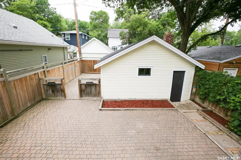 2834 Rae Street Regina SK S4S 1R3