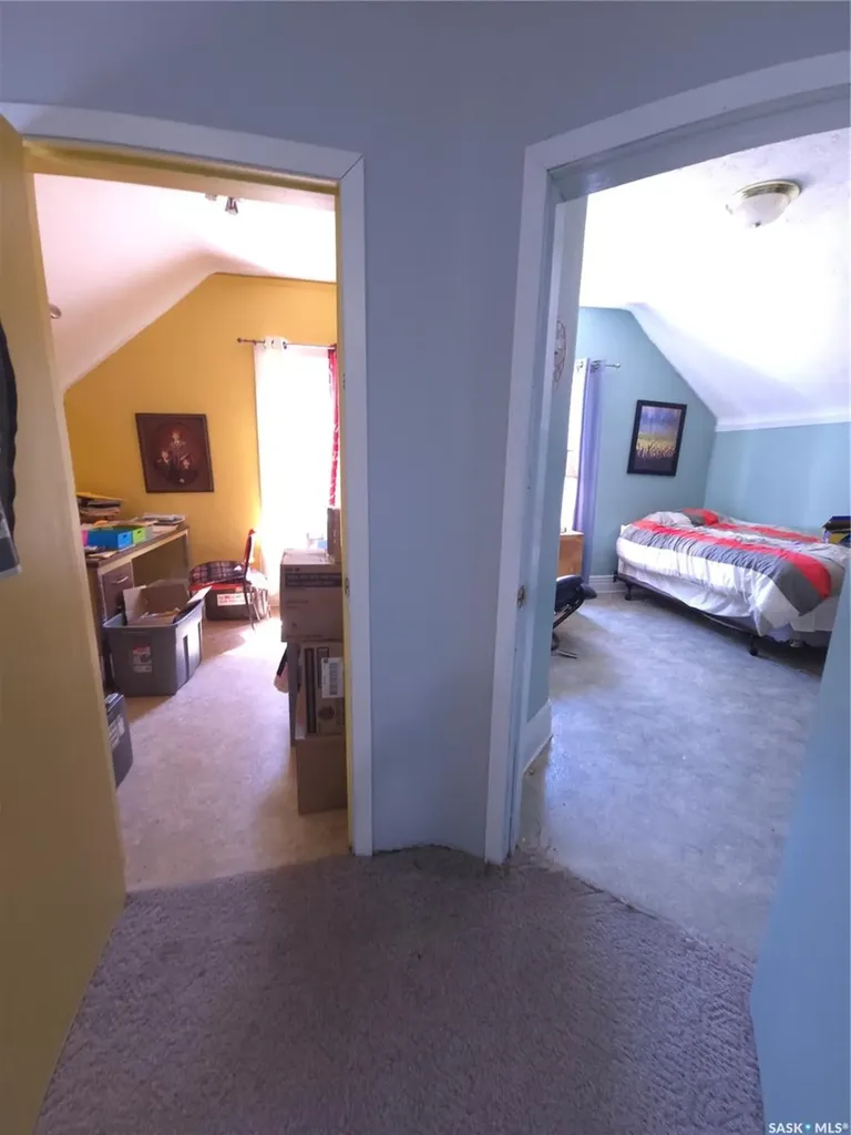 36 21st Street E Prince Albert SK S6V 1L8