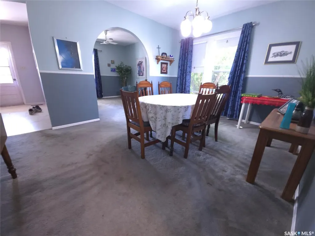 36 21st Street E Prince Albert SK S6V 1L8
