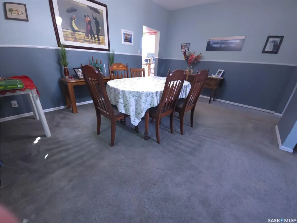 36 21st Street E Prince Albert SK S6V 1L8