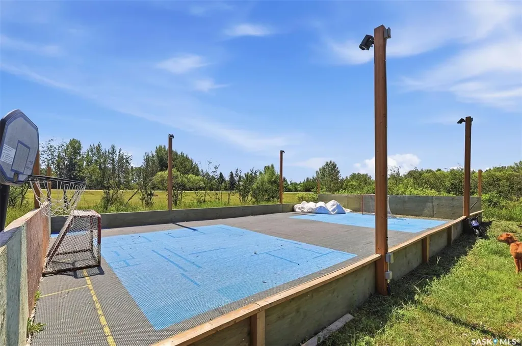 43 Beaver Ridge Road Corman Park Rm No. 344 SK S7K 2G8