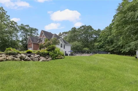 15 Sophia Circle North Kingstown RI 02852