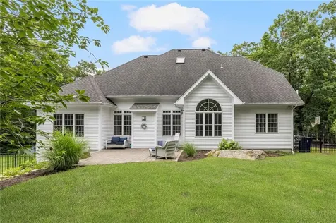 15 Sophia Circle North Kingstown RI 02852