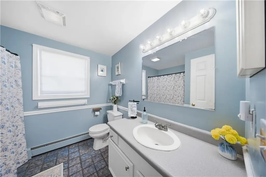 78 Riverside Drive South Kingstown RI 02879