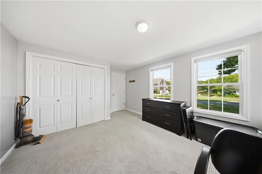 78 Riverside Drive South Kingstown RI 02879