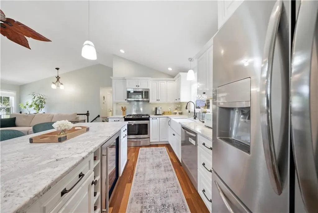 78 Riverside Drive South Kingstown RI 02879