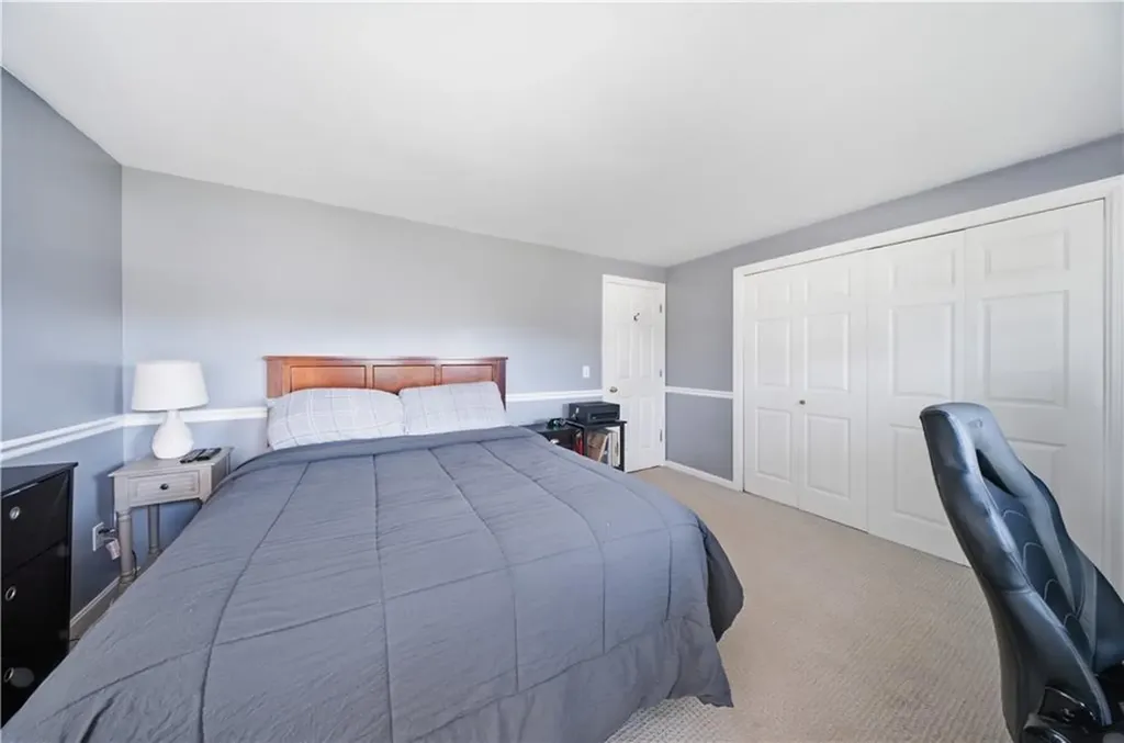 78 Riverside Drive South Kingstown RI 02879